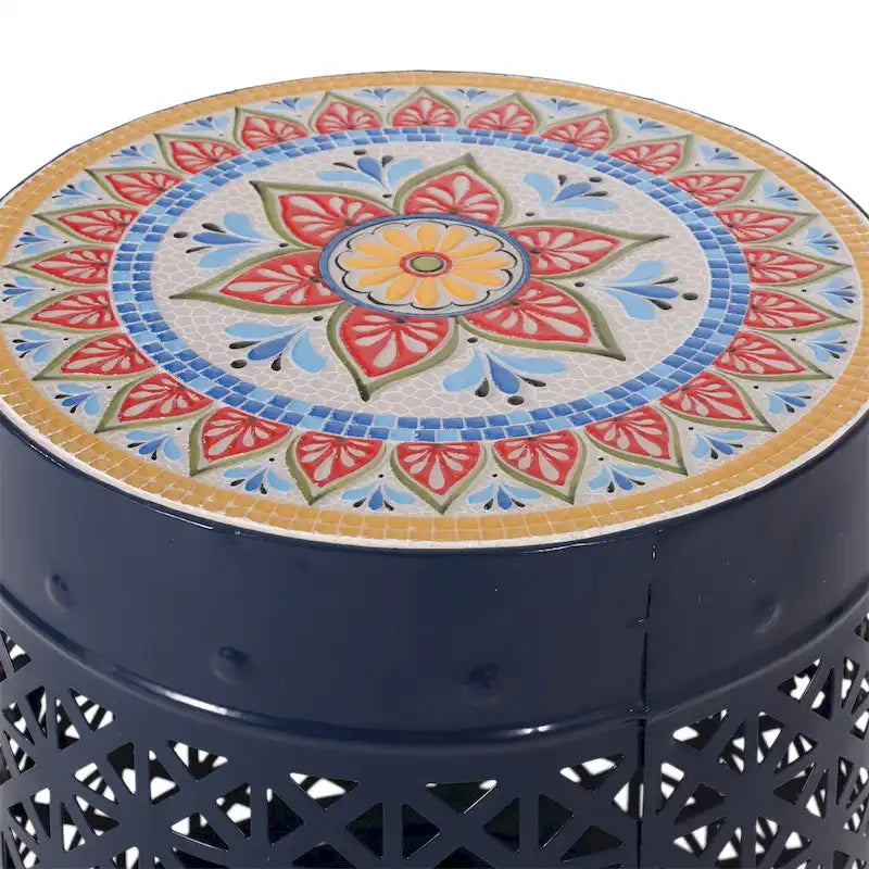 Table d'appoint en métal ajouré géométrique blanc, dessus en mosaïque colorée